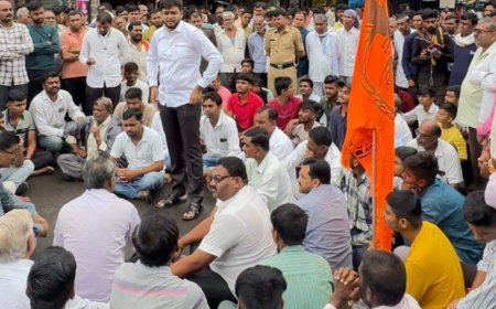 जालना जिल्ह्यातील घटनेचा रावेर तालुक्यातील नागरिकांकडून विवरा येथे रास्ता रोको आंदोलन करित निषेध