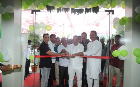 रावेर येथे सिका बाईक चे भव्य दालनाचे उद्घाटन