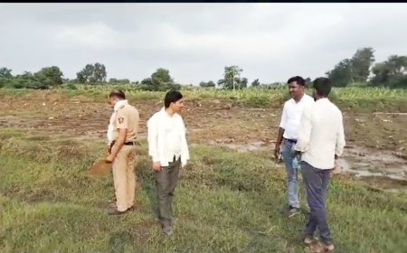 मुक्ताईनगर तालुक्यातील नायगाव शिवारामध्ये तापी नदीपात्रात पुरुष जातीचा अनोळखी मृतदेह सापडला. परिसरात खळबळ