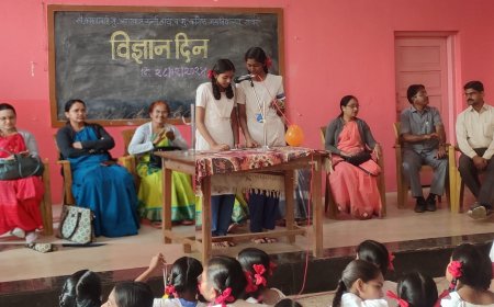 कमलाबाई गर्ल्स हायस्कूल मध्ये विज्ञान दिन उत्साहात साजरा, विद्यार्थिनी बनल्या वैज्ञानिक